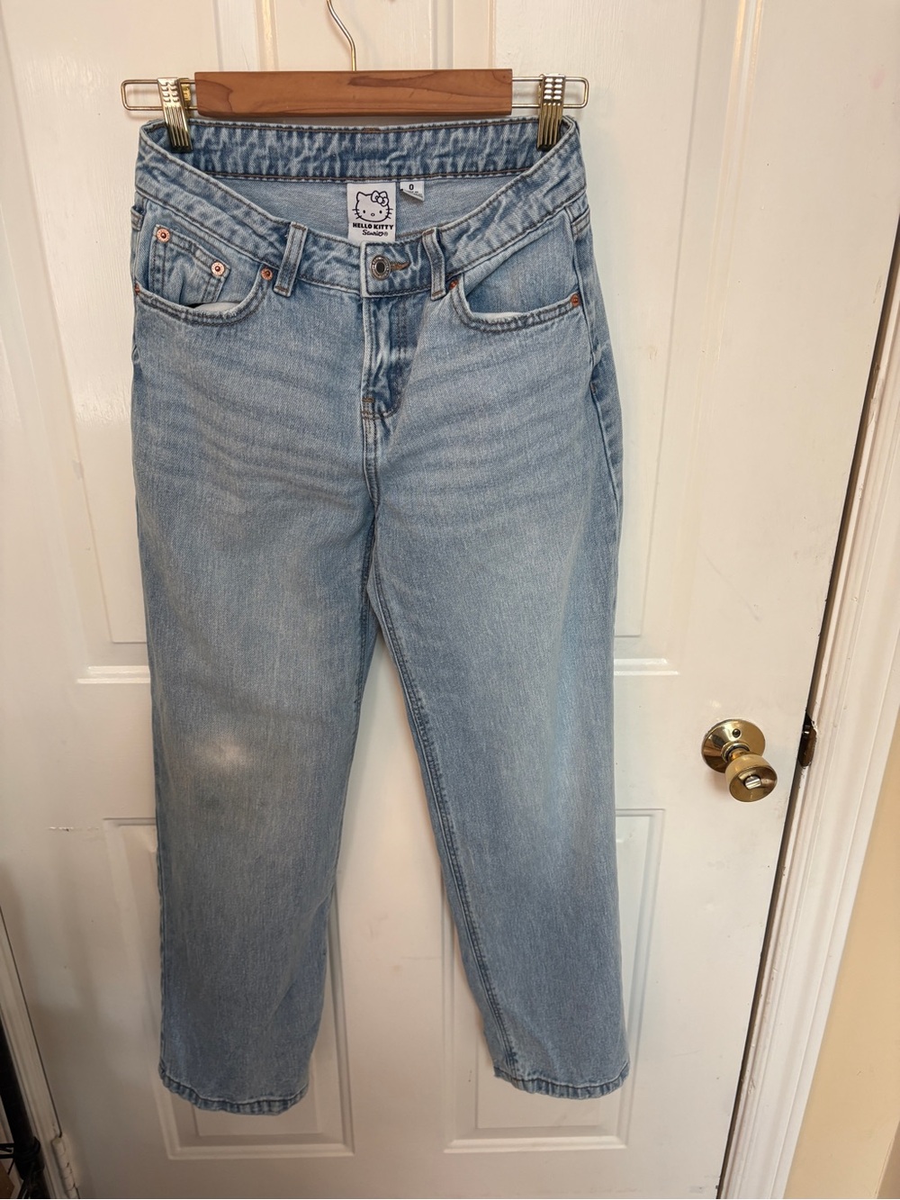 ✨ Official Sanrio Hello Kitty Embroidered Denim Jeans ✨